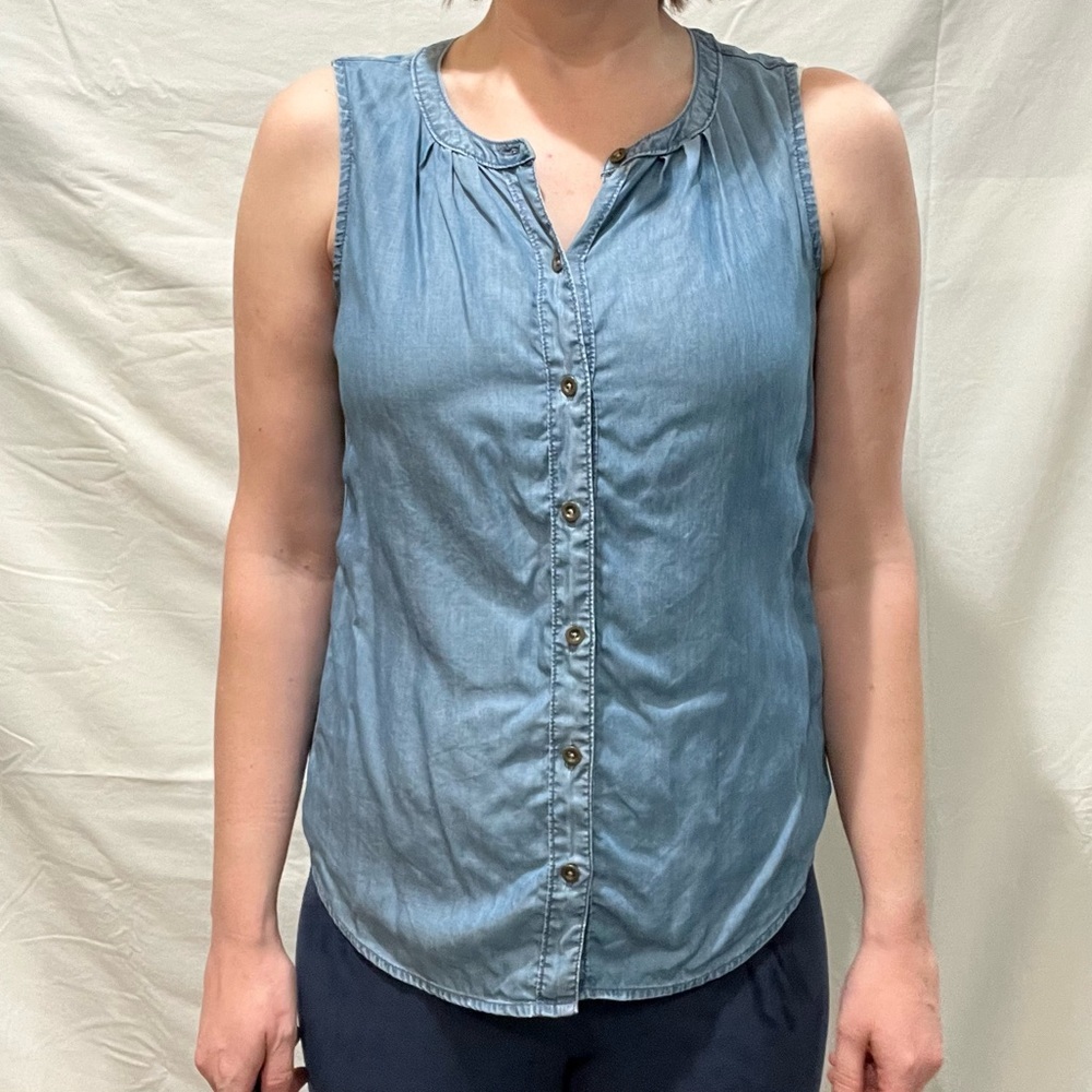 Banana Republic Sleeveless Chambray Shirt Size Small - Picture 7 of 8